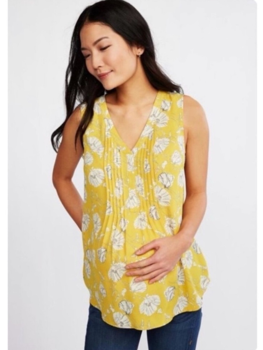 A Pea in the Pod White Floral Yellow Blouse